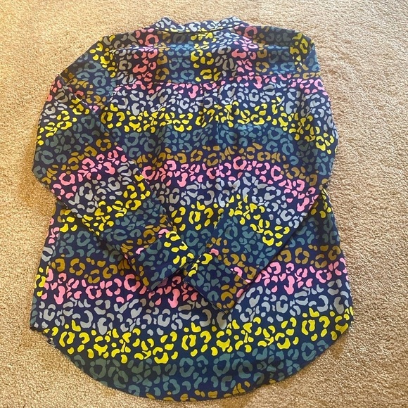 BODEN Silk Button Down Shirt Rainbow Geo Animal AOP Navy Yellow Pink Gray M - Picture 9 of 9